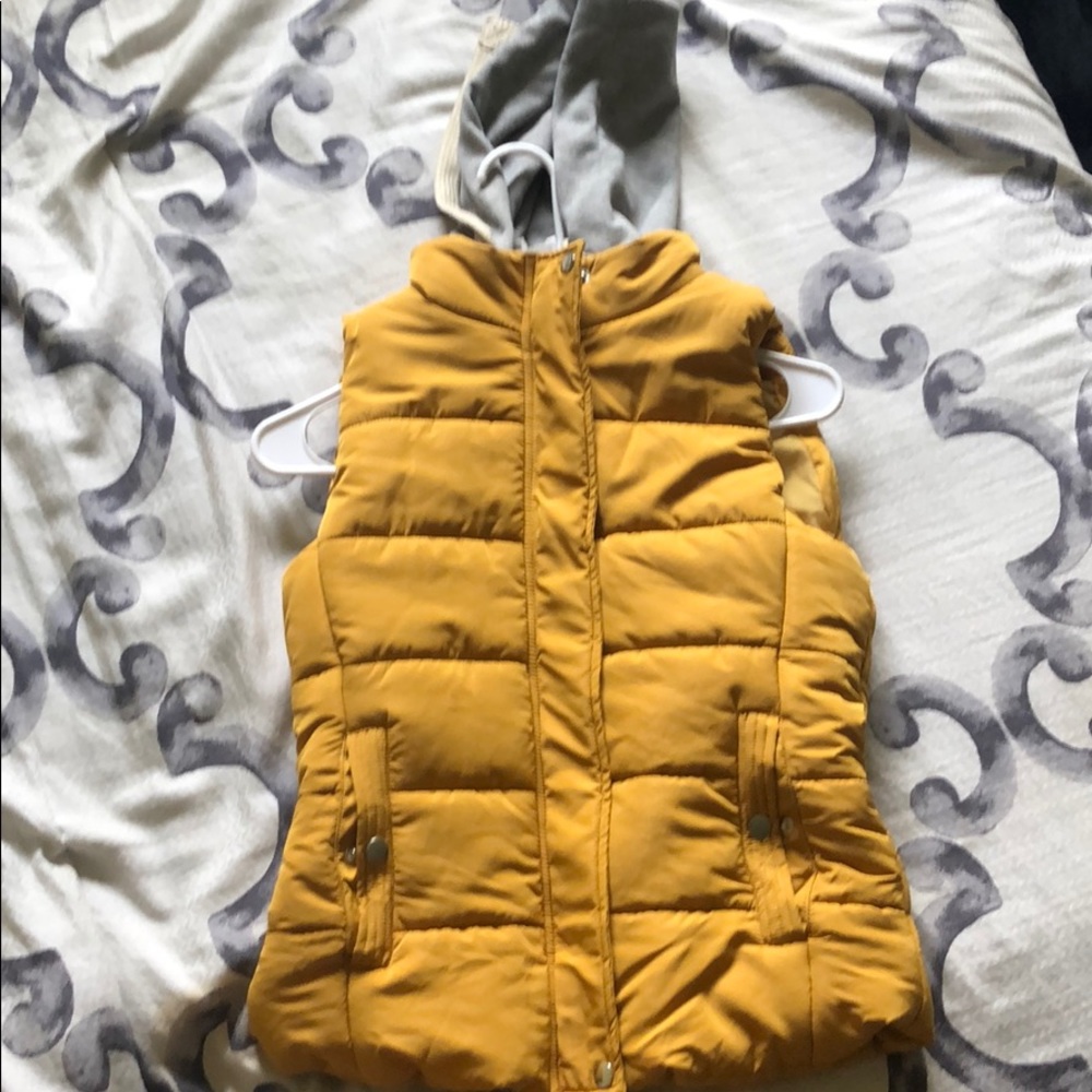 Yellow Vest